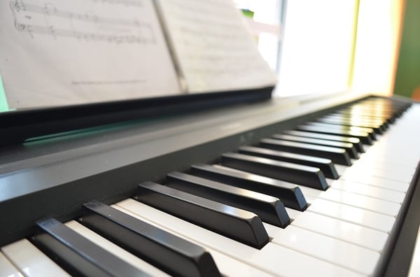 Transformer votre pc en piano et apprendre la music 